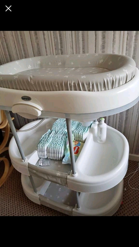 brevi changing table with bath